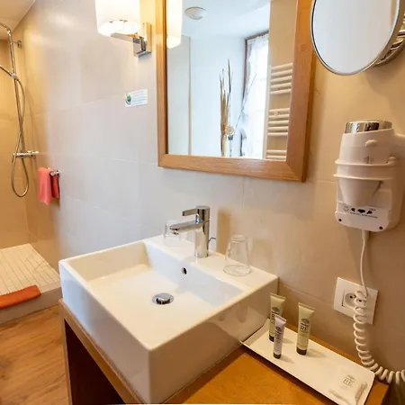 Hotel A L'oriel 3*
